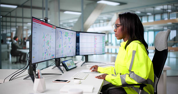 istock 911 Emergency Call Center: Managing Fire Aid Communication 2240114130