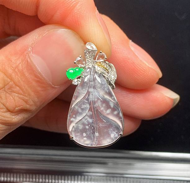 istock Snow Glass Jade Leaf Pendant 2240188587