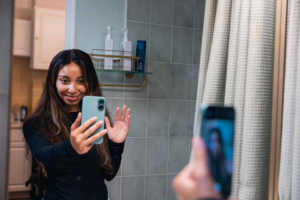istock Self-reflection and transformation with alternative hair in mirror video story 2240289242