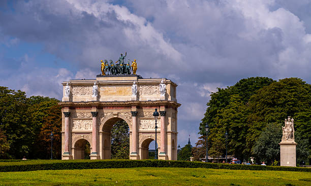 istock Arc de Triomphe du Carrousel in Paris under cloudy skies. 2240331418