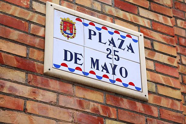 Plaza De 25 Mayo square in Alicante