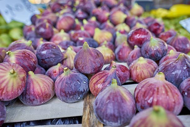 Freshly picked figs at the market