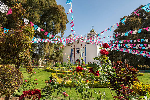 The Convent Church of Santo Domingo  is a  Catholic church  Attached is the Chapel of the Rosario, an example of New Spanish Baroque, considered in its time to be the \