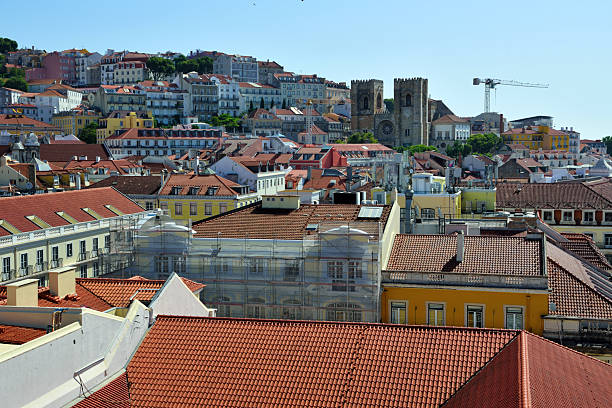 Panoramic view of the Alfama district of Lisbon, with the Lisbon Cathedral (Sé de Lisboa) potugal