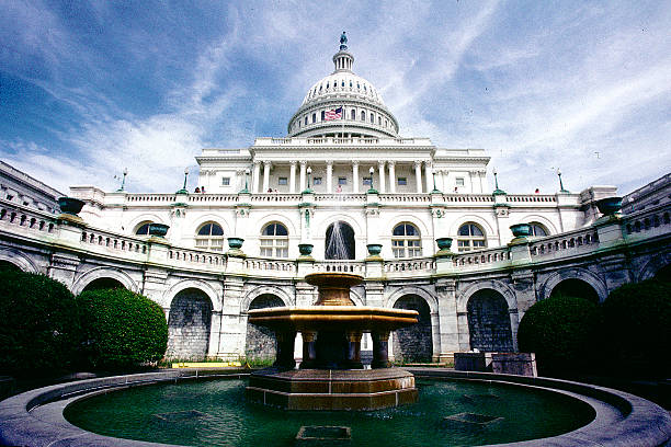 US Capitol Building with fountain -- 1990