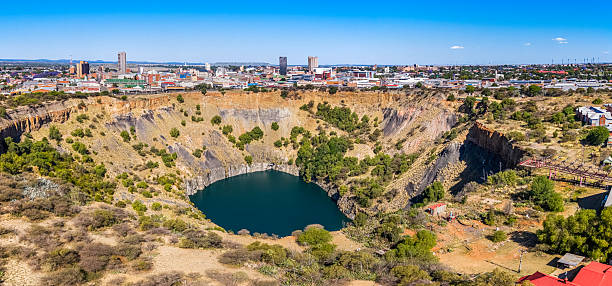 Kimberley Big Hole The Big Hole yielded about 14.5 million carats or 2,722 kg of diamonds over its 43 years in operation. This open-air site features relics and restored equipment and buildings from Kimberley’s mining era into a heritage Mine museum.