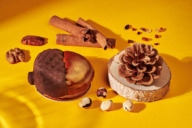 istock Monoporzio, dessert, artistic cake 2242975984