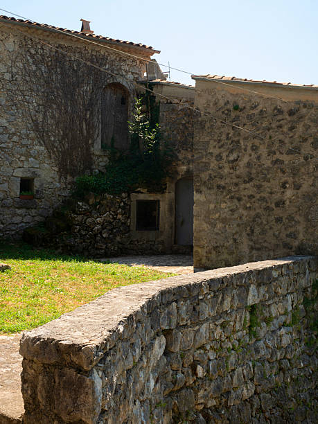 istock San Donato Val di Comino 2243181390