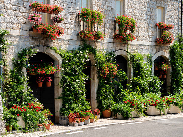 San Donato Val di Comino, FRIULI, August 2020. Houses with balconies adorned with flowers and vaults of the medieval village of San Donato during the introductory tour led by Pro Loco, a women's initiative managed by Martina Salvucci and Francesca Perrella. The two young women promote the village through social and cultural activities, making it one of the most vibrant places in the province.