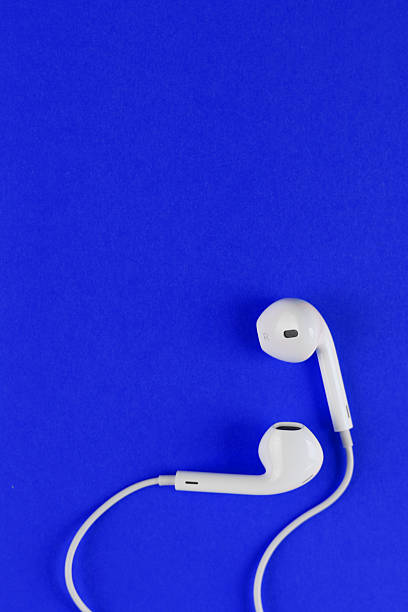 Handsfree that forms a snail