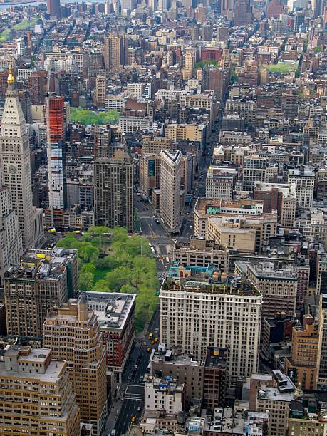istock Flatiron Building Park Square City View 2243394172