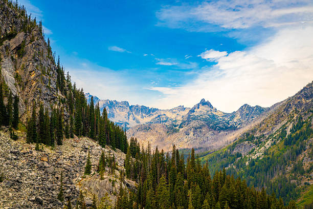 istock Majestic Cascade Range from Colchuck Lake Trail 2243655456
