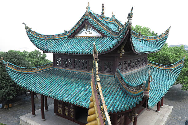 Yueyang Tower is located by the Dongting Lake in Yueyang City, Hunan Province, China.