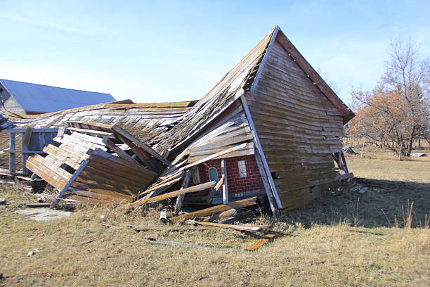 Visiting the Abernethy Saskatchewan abandoned farms and dilapidated buildings.