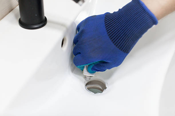 istock sink repair, siphon, pipe repair, plumber, siphon 2244147261