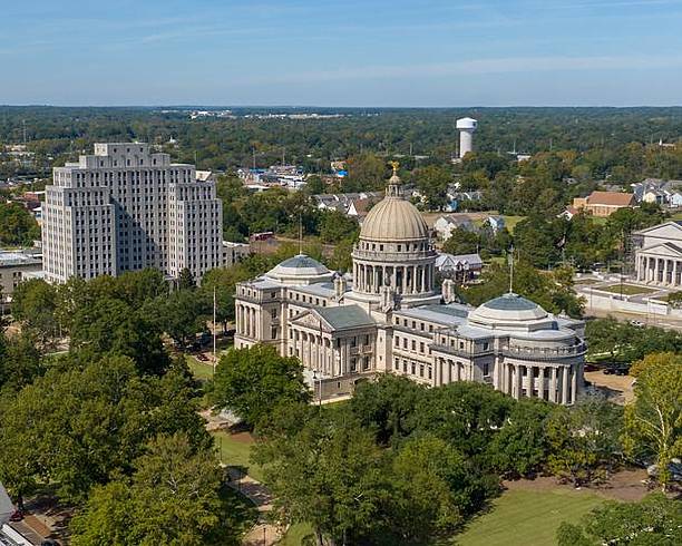 istock Mississippi State Capitol Building on Typical Summer Day 2244542758