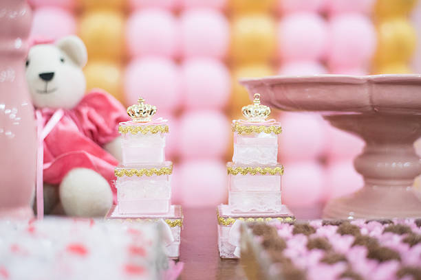 Sweets and decoration on the table - Children's party bear princess theme