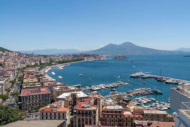 istock Gulf of Naples 2245138364