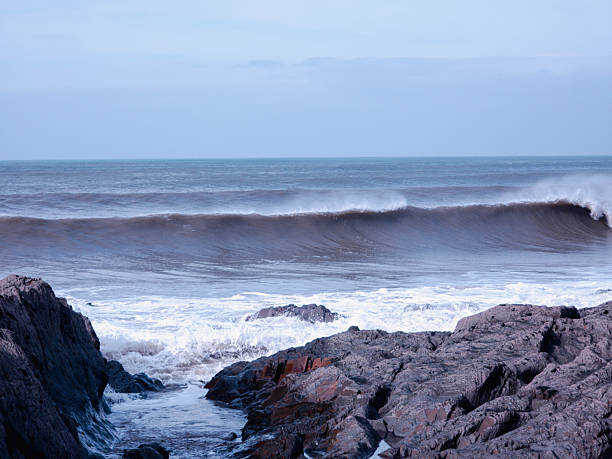 Beach, waves, sky, sand