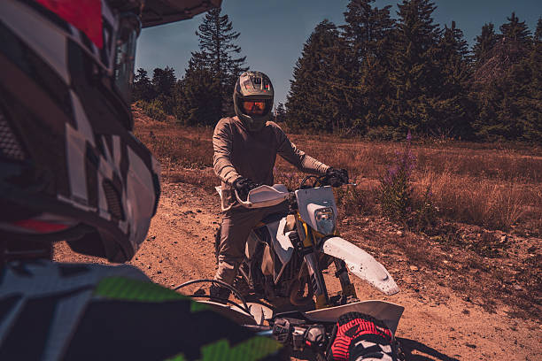 istock Two friends on a motocross adventure 2245395840