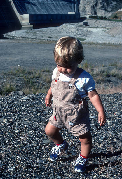 istock Grand Coulee Dam - Very Young Boy Explores - 1989 2245697223