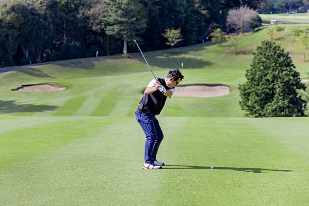 istock A middle-aged Japanese man enjoying golf 2245737718
