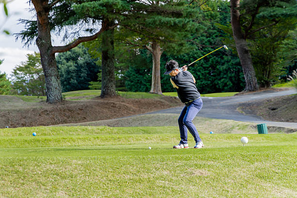 istock A middle-aged Japanese man enjoying golf 2245739042