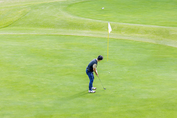 istock A middle-aged Japanese man enjoying golf 2245739469