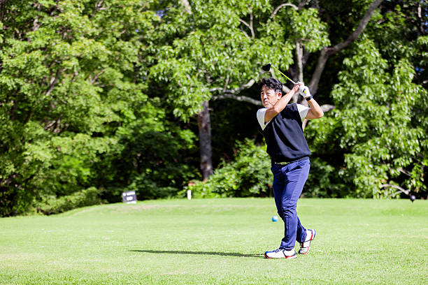 istock A middle-aged Japanese man enjoying golf 2245744093