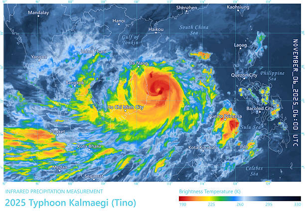 istock Typhoon Kalmaegi 20251106 06UTC Precipitation Map Vietnam 2245944736