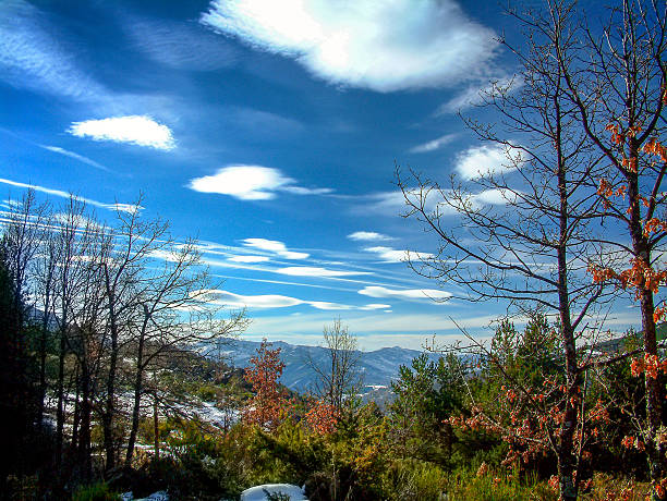 Nubes de invierno sobre Loma Mediana. Sierra de Ayllón. Guadalajara.