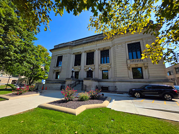 istock Supreme Court building Springfield IL 2246235904