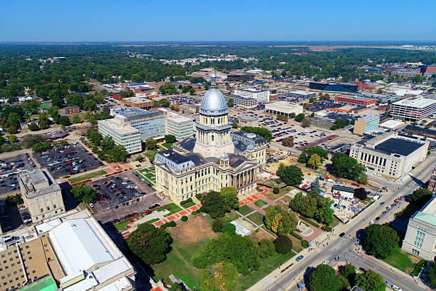 istock Illinois State Capitol Building Springfield Illinois 2246235995
