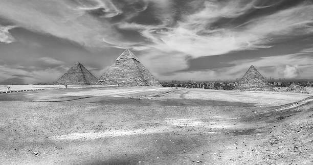 http://i141.photobucket.com/albums/r58/uagadugu/BANNEREGYPT.jpg