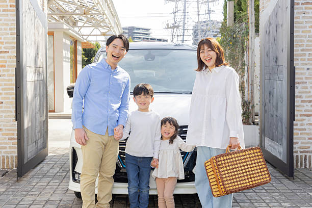 istock family travel image 2246589061