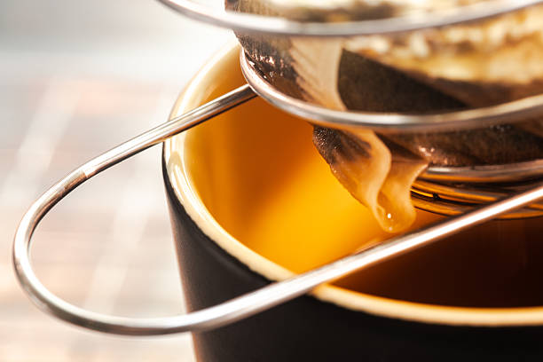 High-resolution tea brewing detail suitable for wellness, beverage, and culinary themes.