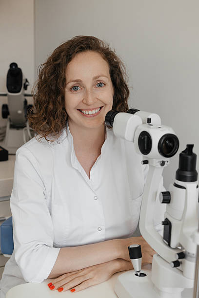 istock process of scanning and detecting eye health issues by eye doctor at a vision clinic using specialized ophthalmic equipment 2247016895