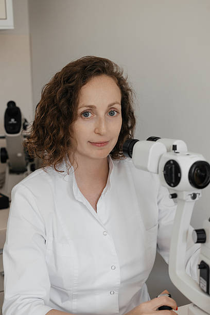 istock process of scanning and detecting eye health issues by eye doctor at a vision clinic using specialized ophthalmic equipment 2247017204