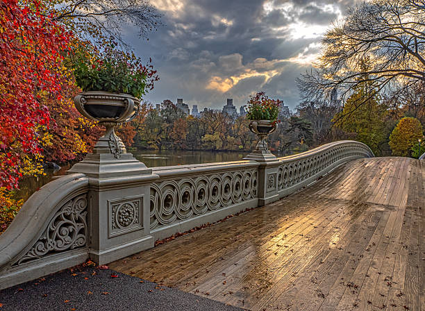 istock Bow bridge in late autumn 2247033546