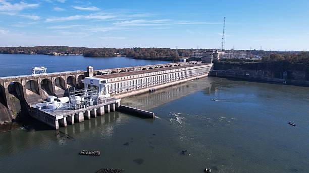 istock Wilson Dam Tennessee River, Florence Alabama 2247187733