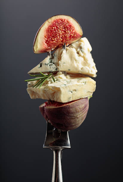 Blue cheese with fresh figs and rosemary.