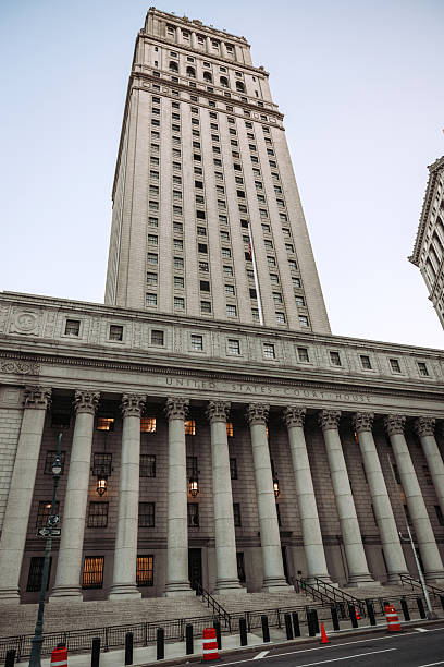 istock United States Court House 2247604595
