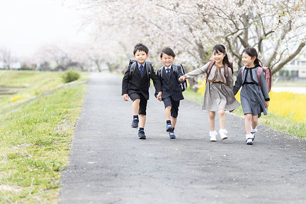 istock Asian boys and girls entering elementary school 2247633120