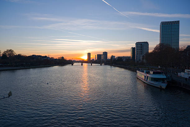 istock View from footbridge Eiserner Steg with Main River and skyline at sunset at German city of Frankfurt on an autumn day. Photo taken November 22nd, 2025, Frankfurt am Main, Germany. 2248061340