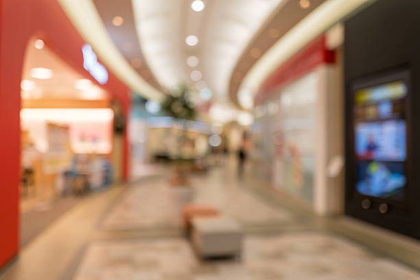 Blurred background of shopping mall.