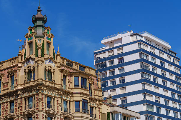 An der Promenade von Gijon in Spanien