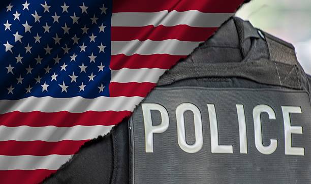 istock American Police Immigration 2248412970