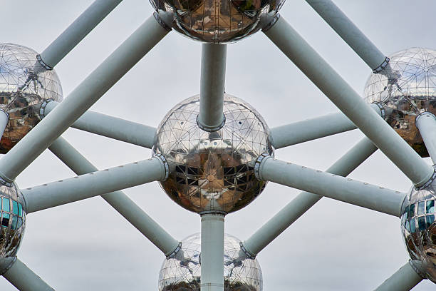 Brussels, Belgium; 18th of November, 2025. Close-up showing the interconnected metallic spheres and tubes of the Atomium. This detailed perspective captures the bold, geometric engineering of this Brussels icon.