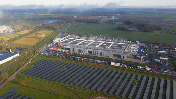 istock Winschoten Hyperscale Data Center: AI and Sustainable Energy 2248591707