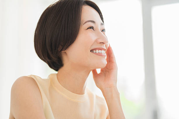 istock Middle-aged Japanese woman 2248662794